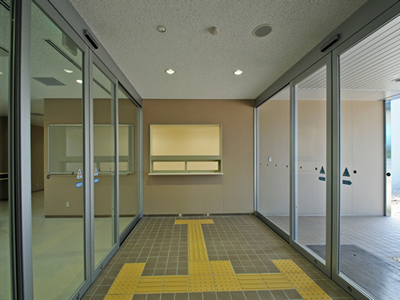 厚狭地区複合施設整備事業（主棟）１階風除室１イメージ写真