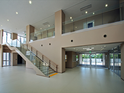 厚狭地区複合施設整備事業（主棟）１階ラウンジイメージ写真