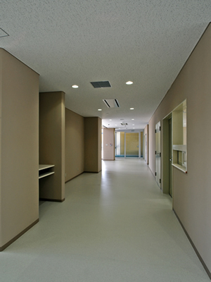 厚狭地区複合施設整備事業（主棟）１階廊下イメージ写真