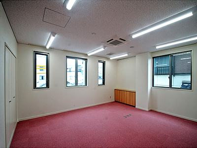 いづのめ教団山口研修センター2階会議室イメージ写真
