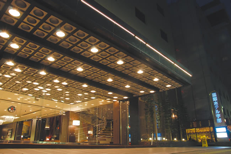 国際ホテル宇部　１階エントランス ライトアップ１イメージ写真