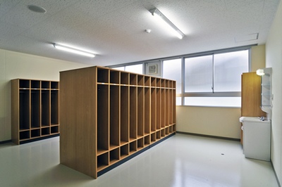 山口県立宇部総合支援学校普通教室女子更衣室イメージ写真