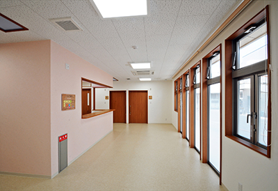 わただ内科待合室１イメージ写真