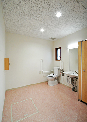 わただ内科多目的便所イメージ写真