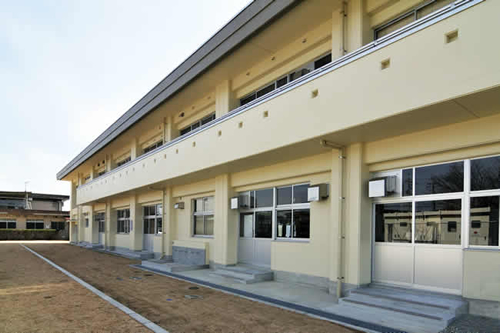 山口県立宇部総合支援学校実習棟外観(北面)イメージ写真