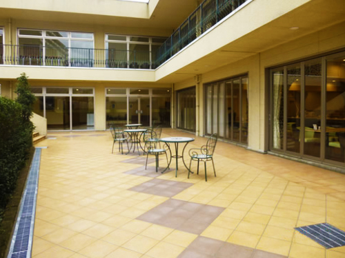 国際ホテル宇部カメリア　アウターコートイメージ写真